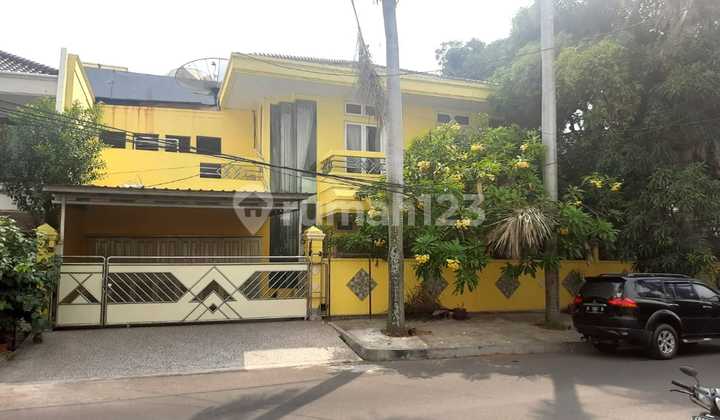 Jarang Ada! Rumah Hoek di Jalan Raya Pluit dekat Pluit Village Jarang Ada! Rumah Hoek di Jalan Raya Pluit dekat Pluit Village