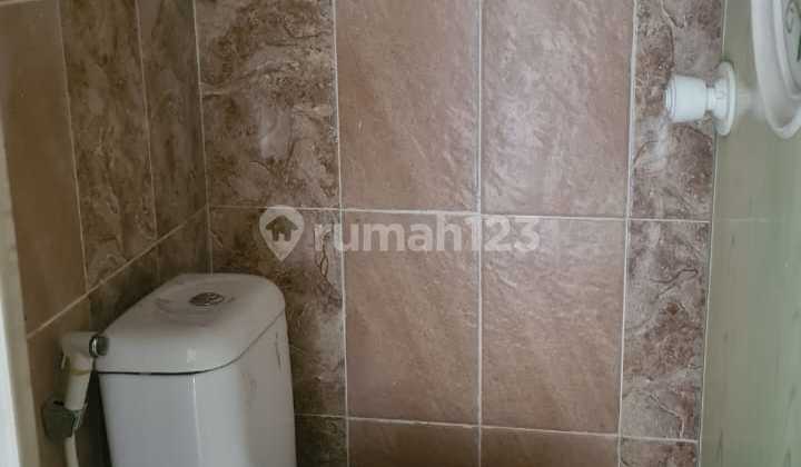 For Sale Ready-to-Use Shop House in Harapan Indah, Bekasi 2