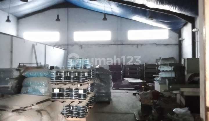 Warehouse for Sale Ready to Use in Rawabebek, East Jakarta