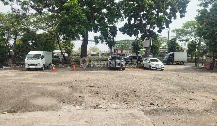 Disewakan Ruko 3,5 Lantai Di Pinggir Jalan Raya Jakarta Timur  2