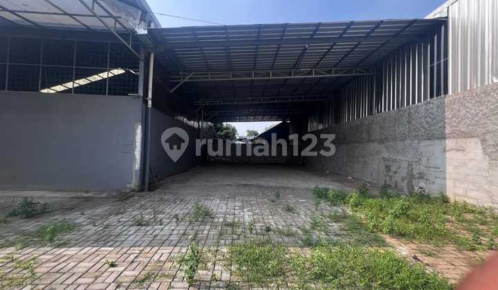 For Rent: 2 Adjacent Warehouses in Cipayung, East Jakarta