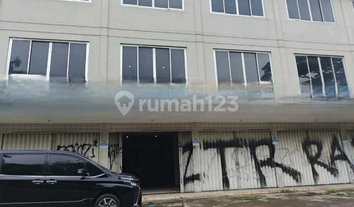 Disewakan Ruko Gandeng 4 Lantai di Cibinong Jawa Barat