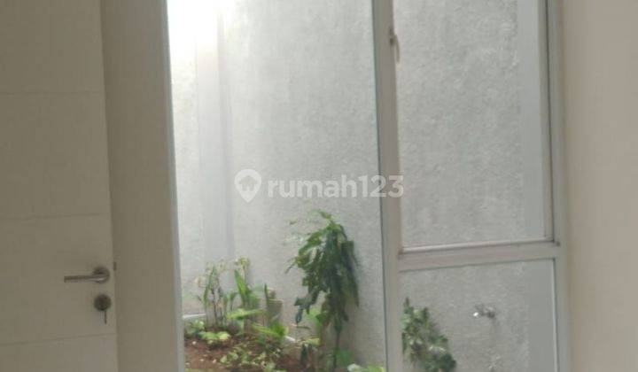 Rumah bagus 2 lt siap huni di Discovery Bintaro Sektor 9 1