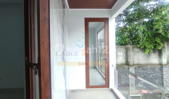 Nice 2-story house ready to live in, tidy in Bintaro Sector 9. 2