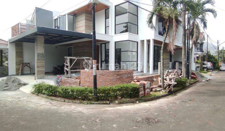 Rumah baru 2 lt minimalis modern di Bintaro Sektor 9 1