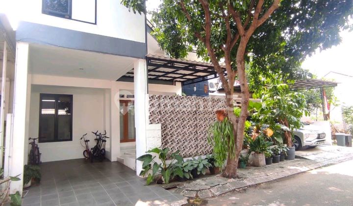 Nice 2-Story House Near Parigi Toll Gate, Bintaro Jaya Nice 2-Story House Near Parigi Toll Gate, Bintaro Jaya