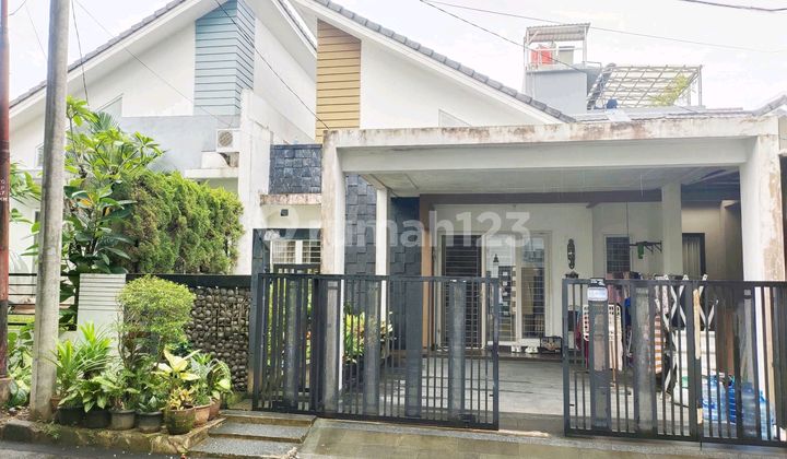 Rumah Cantik Siap Huni Sudah Renovasi Lokasi Strategis di Melati Masrumah