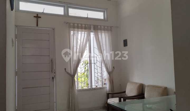 Rumah Minimalis Modern Bangunan 2 Lt Siap Huni Di Taman Griya Sutera 2