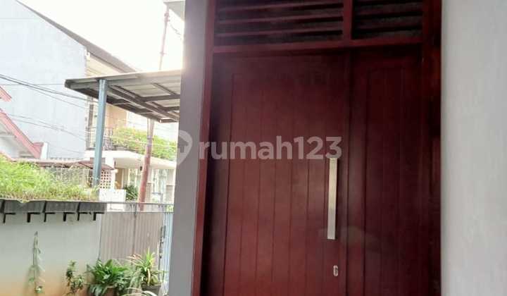 Rumah Bagus Minimalis 2 Lt Lokasi Strategis Di Bintaro Sektor 5