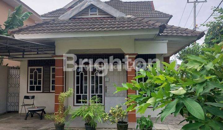 RUMAH SUKOREJO pinggir jalan HOOK,,  2