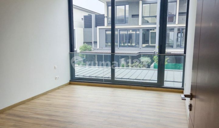 Dijual Rumah Lyndon Navapark Termurah 17 Miliyar