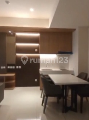 Apartemen Modern Full Furnished 2 BR di Jantung Bsd City - Roseville Soho & Suites