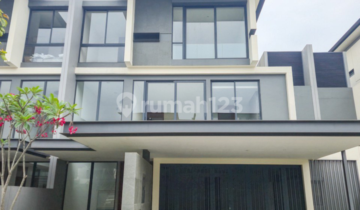 Dijual Rumah Lyndon Navapark Termurah 17 Miliyar