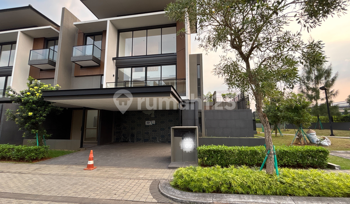 Laurel Navapark BSD - Type 12 Corner