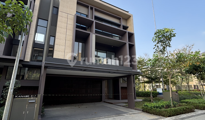 Zora Kanade BSD City – Type 12 Corner, 5+1 Bedrooms, Elevator & Complete Facilities. Zora Kanade BSD City – Type 12 Corner, 5+1 Bedrooms, Elevator & Complete Facilities.