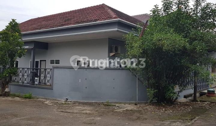 RUMAH DI TAMAN PONDOK INDAH RUMAH DI TAMAN PONDOK INDAH