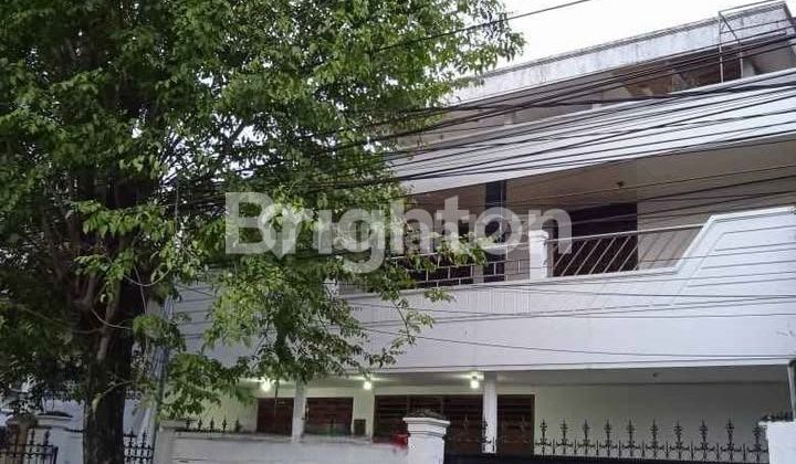 RUMAH DI RAYA DUKUH KUPANG BARAT 