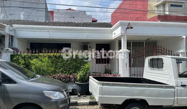 RUMAH DI DARMO INDAH SELATAN RUMAH DI DARMO INDAH SELATAN