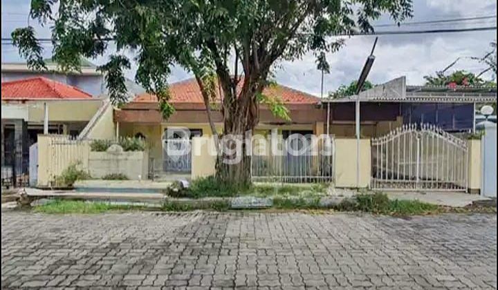 RUMAH DI DHARMAHUSADA UTARA 