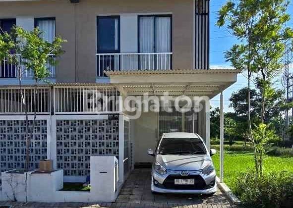 House in Royal Residence Oakwood includes furniture. House in Royal Residence Oakwood includes furniture.