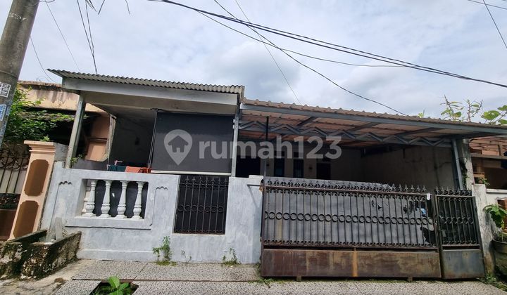 South-Facing House, Land Area 100, Ready to Occupied, 10 Minutes to Pamulang Square J-40201