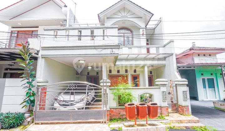 South-Facing House, Land Area 112 m², SHM, 8 Minutes to Depok Station J-44222