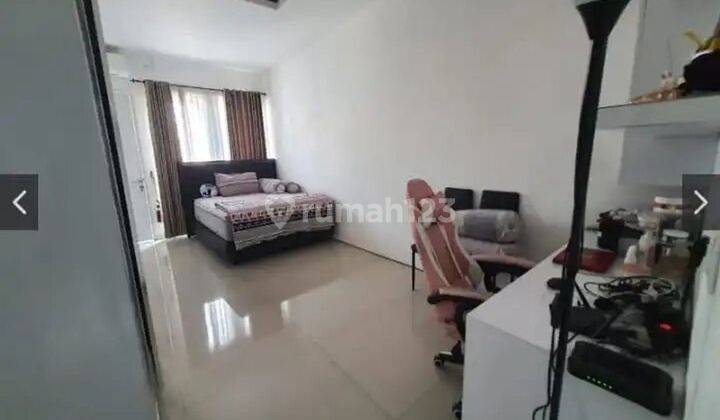 Rumah Cantik 3 Lt Harga Nego 12 menit ke CBD Ciledug Family Mall Siap KPR J18598 2