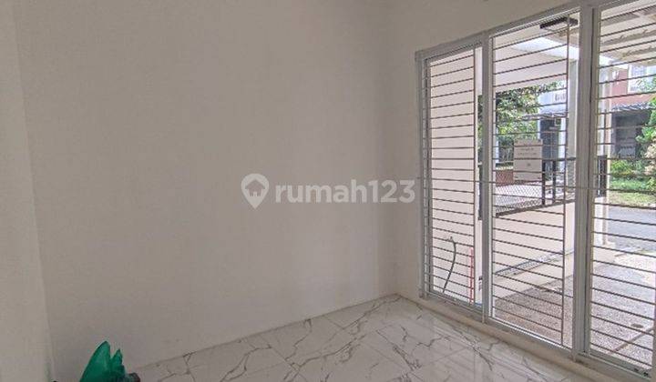 Rumah Luas Hadap Utara 10 menit ke CBD Ciledug Family Mall Harga Nego Siap KPR J17686 2