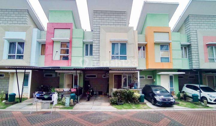 Rumah Cantik 8 Menit ke Summarecon Mall Serpong Harga Nego Siap KPR J25266