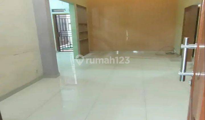 Rumah Hadap Selatan LT 128 SHM Siap KPR 10 menit ke Mall Ciputra Tangerang J17554 2