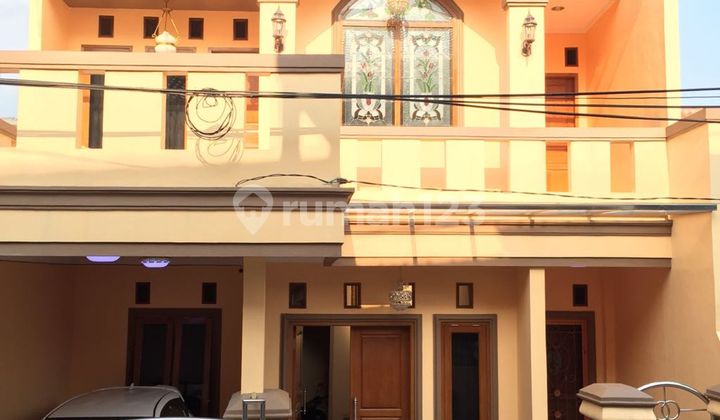 South-Facing House, Land Area 112 m², SHM, 8 Minutes to Depok Station J-44222 South-Facing House, Land Area 112 m², SHM, 8 Minutes to Depok Station J-44222