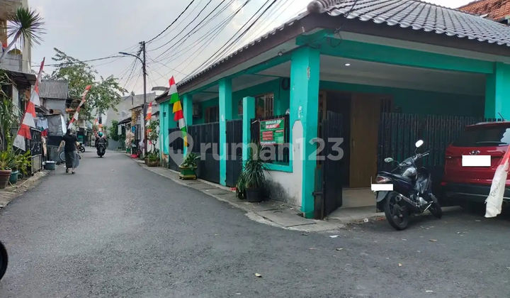 Land 184 sqm SHM 7 Minutes to Kebayoran Park Mall Ready for KPR J-42274