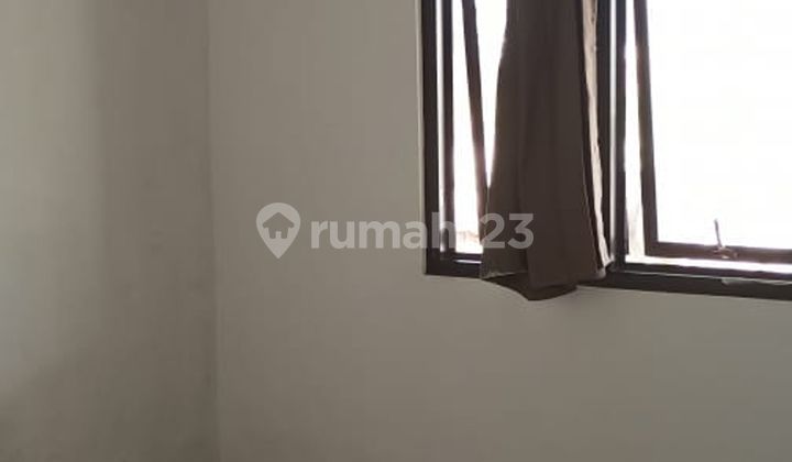 Beautiful Strategic House Near Ciputra Cibubur Mall, Assisted with Mortgage J-10332 2