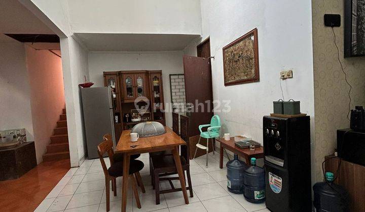 Rumah Cantik Siap Huni 5 Kamar Tidur 10 Menit ke Mall Bintaro Jaya Xchange J24770 2