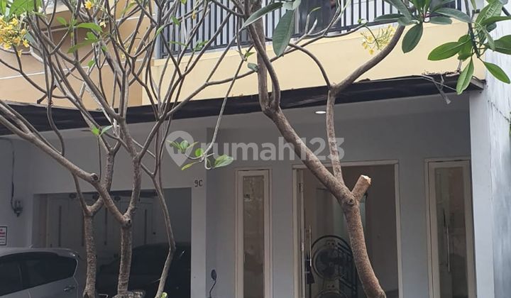 Rumah 3 LT Luas Hadap Selatan 8 Menit ke Mall The Park Pejaten J-41880 Rumah 3 LT Luas Hadap Selatan 8 Menit ke Mall The Park Pejaten J-41880