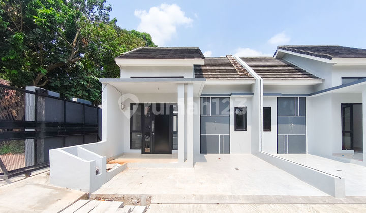 North Facing House 11 Minutes to Living World Grand Wisata Bekasi J-43049