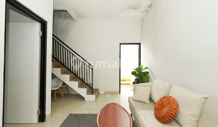 Rumah 2 LT Cantik 15 Mnt ke Plaza Metropolitan Dibantu KPR J-45616