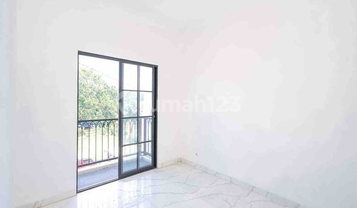 Rumah 7 Menit ke Rs Citra Medika Depok SHM Dibantu KPR J-43848 2