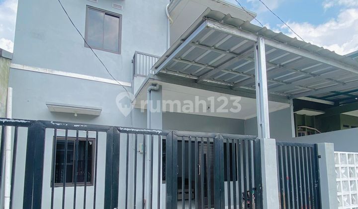 2-Story House in Bogor with Easy Access to Health Facilities and Mall, Assisted by Mortgage J37268 2-Story House in Bogor with Easy Access to Health Facilities and Mall, Assisted by Mortgage J37268