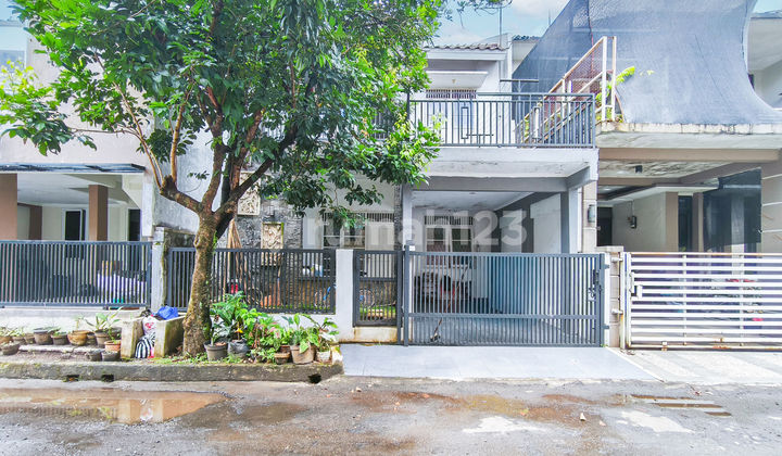 Strategic House 15 Minutes to Sentul Barat Toll Gate Ready to Occupy J40341