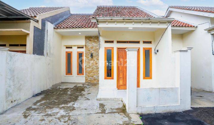 Rumah Minimalis 2 KT 15 Menit ke Stasiun Depok Bebas Banjir J28473 1