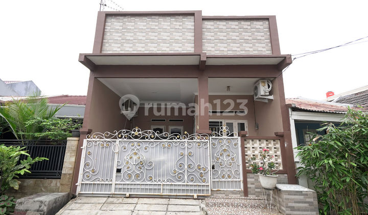 SHM House Facing East 15 Minutes to Grand Cakung Mall Assisted with Mortgage J-43352