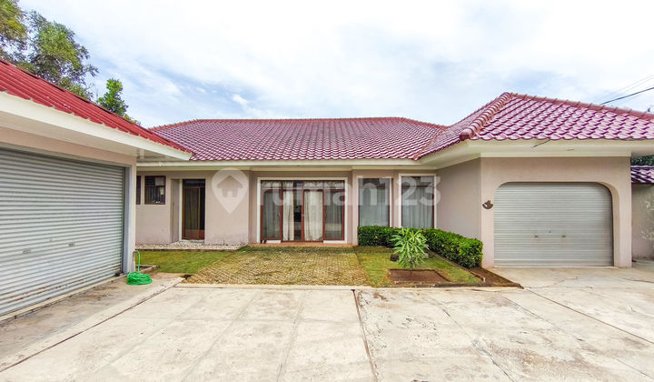 Rumah Luas Strategis 6 Kamar Tidur 10 Menit ke Bintaro Xchange Mall J-42579 Rumah Luas Strategis 6 Kamar Tidur 10 Menit ke Bintaro Xchange Mall J-42579