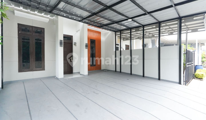 Rumah 2 Lantai Strategis dekat Mall dan Tol Area Gading Serpong Rumah 2 Lantai Strategis dekat Mall dan Tol Area Gading Serpong