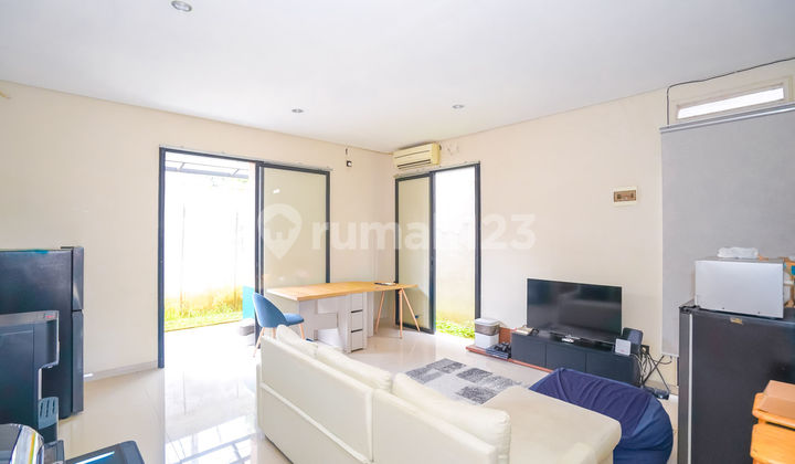Rumah Cantik 2 LT Siap Huni 15 Menit ke Cibubur Junction J-41434 2