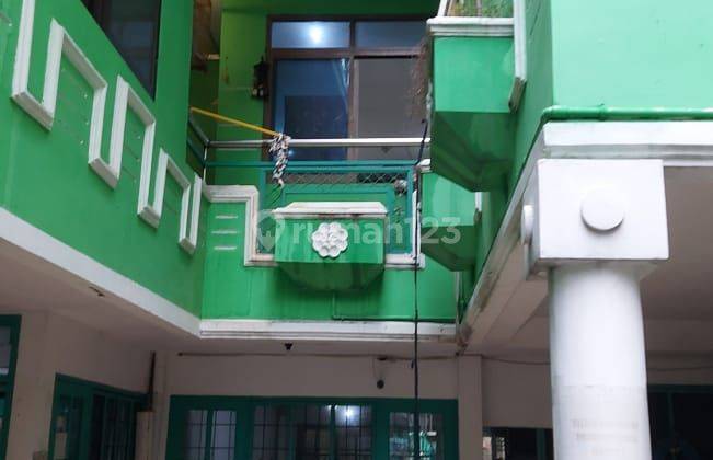 Rumah 4 Lantai SHM di Jembatan Gambang, Jakarta Utara 1