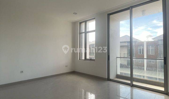 Rumah Baru Unfurnished di Pantai Bukit Villa, Jakarta Utara 2