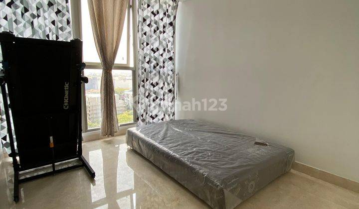 Gold Coast Apartement 2 BR Furnished Bagus 2