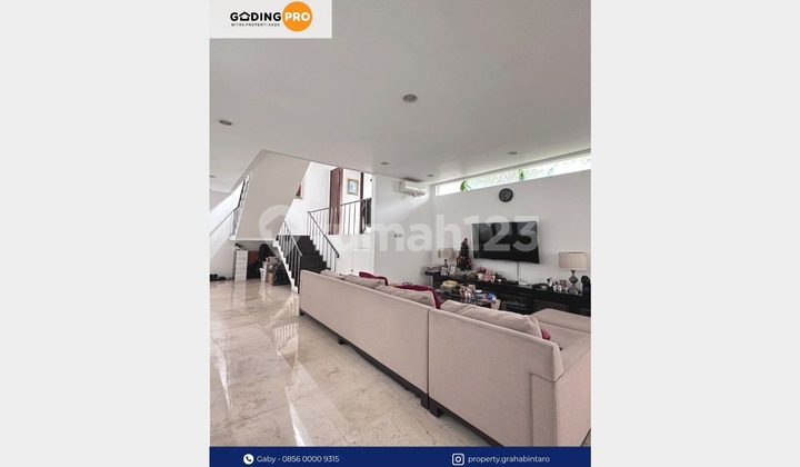 Rumah Cantik 2 Lantai Siap Huni ada Kolam Renang di Kemang  - Jakarta Selatan