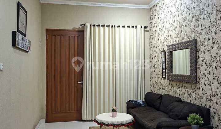 Rumah 2 Lantai Siap Huni di Cluster Graha Raya Dekat Transmart Graha Rumah 2 Lantai Siap Huni di Cluster Graha Raya Dekat Transmart Graha